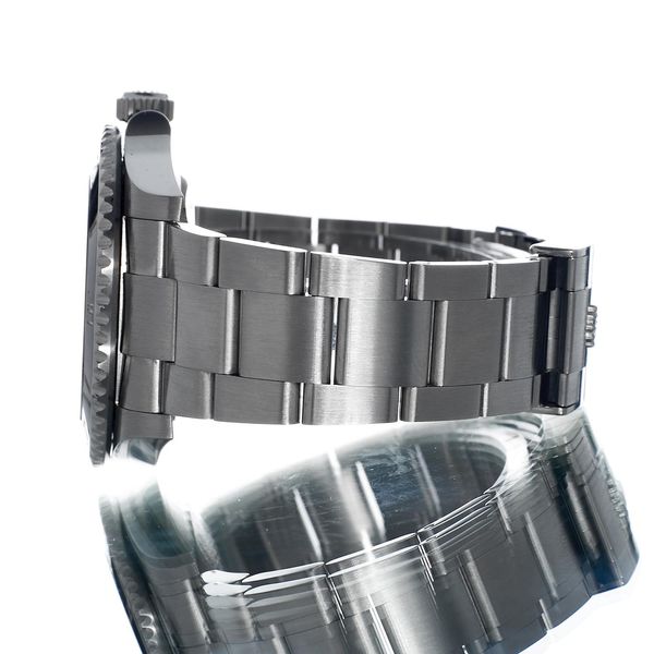 Rolex Submariner 124060